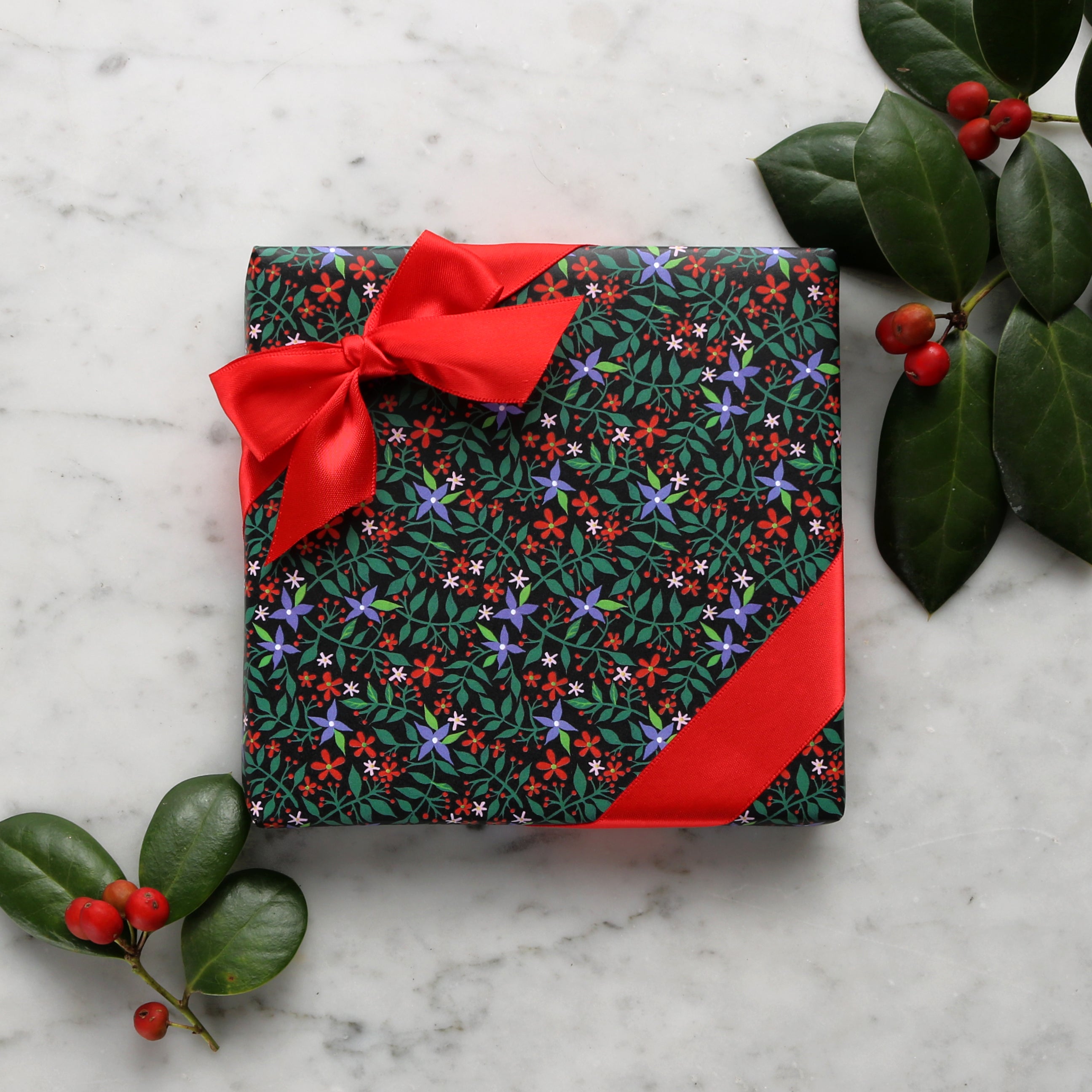Christmas Floral | Gift Wrap - 3 Sheets